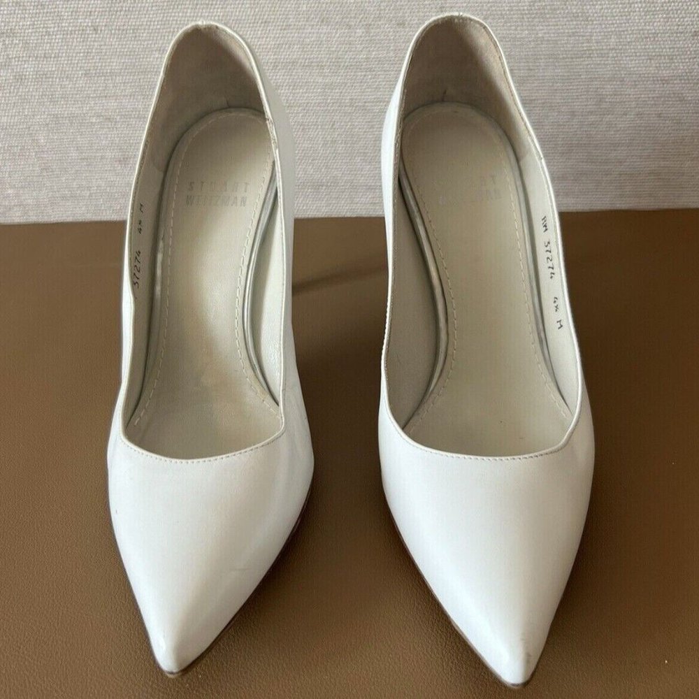 Stuart Weitzman White Leigh 95 Pointed Toe Pump - 4.5 USA